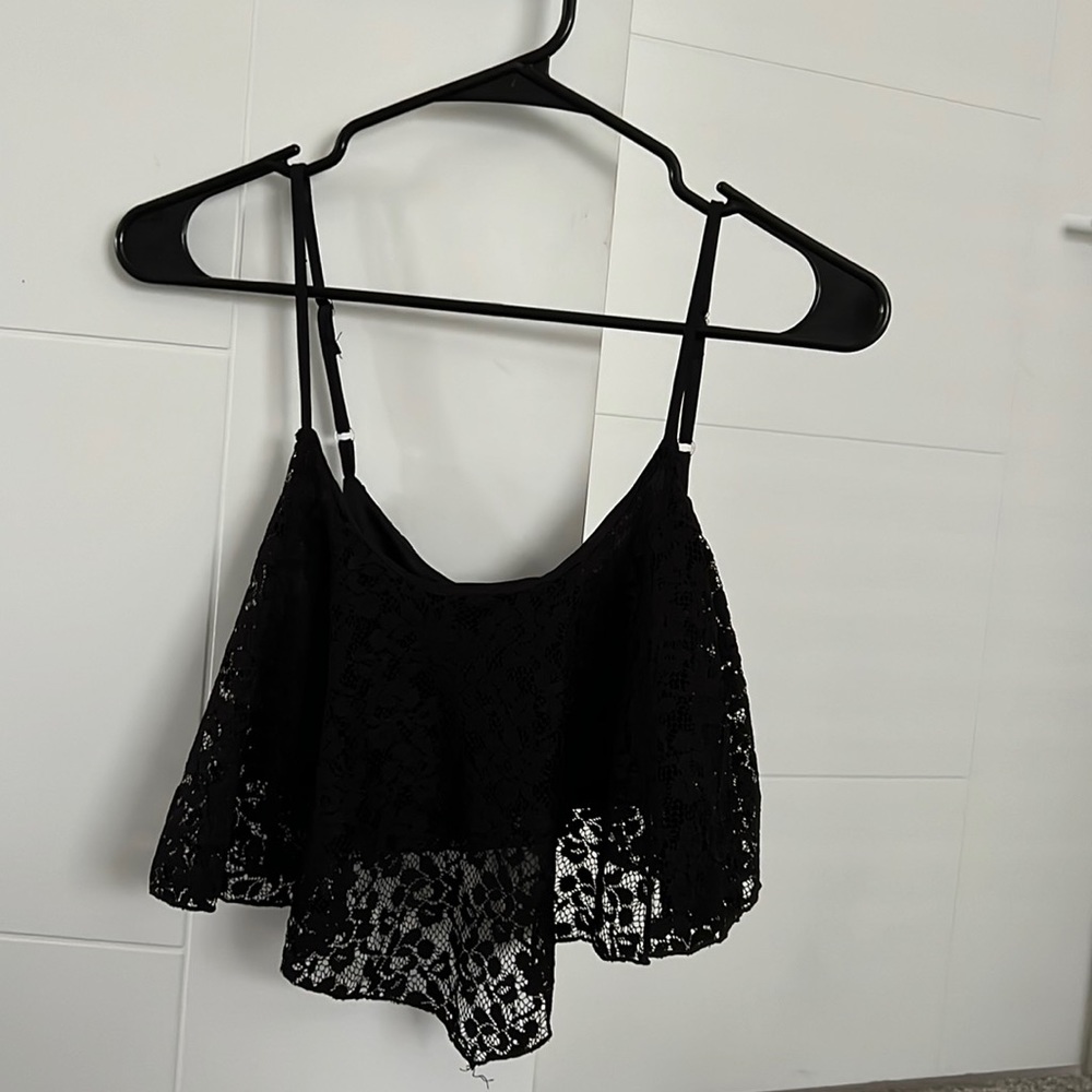 Crop lace tank